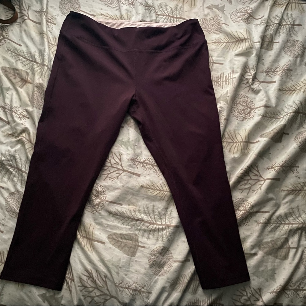 Wine Plum Capri Leggings